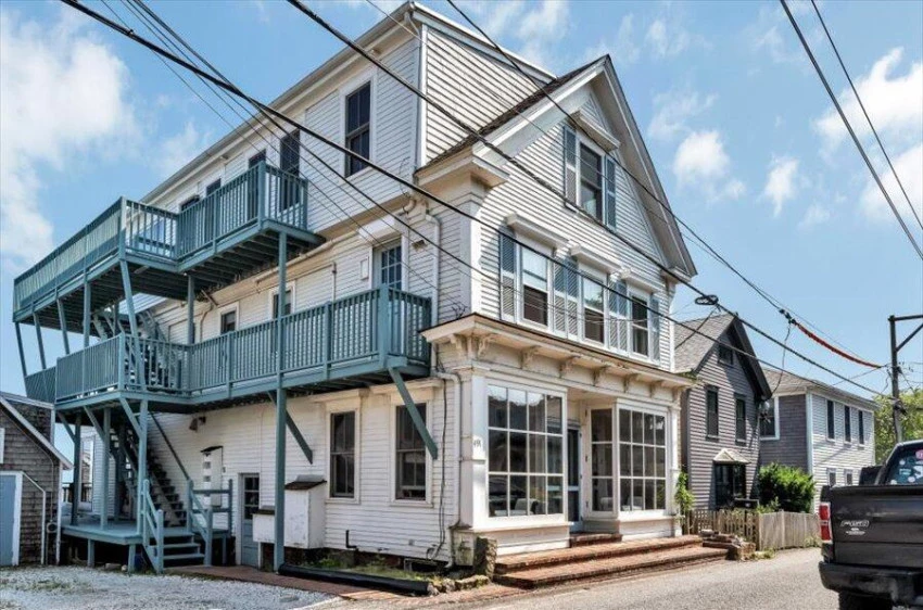 491 Commercial Street # U3, Provincetown, Massachusetts 02657, 2 Bedrooms Bedrooms, 5 Rooms Rooms,1 BathroomBathrooms,Residential,For Sale,General Store,491 Commercial Street # U3,22302578