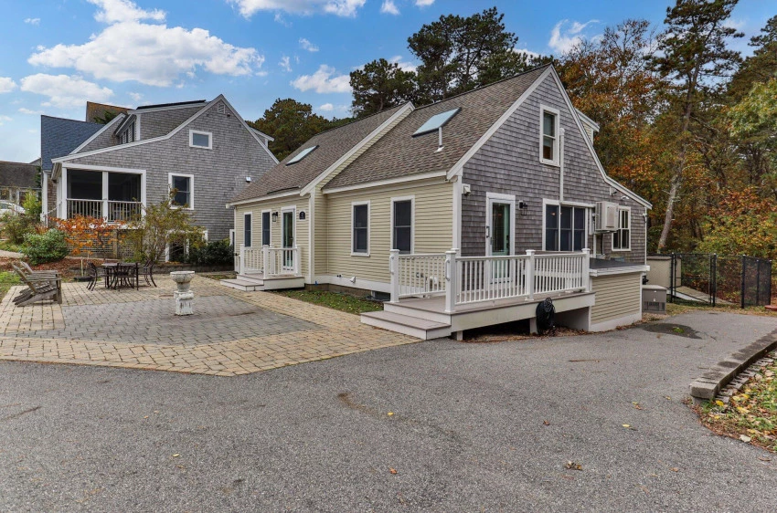 72 Race Point Road, Provincetown, Massachusetts 02657, 3 Bedrooms Bedrooms, 6 Rooms Rooms,4 BathroomsBathrooms,Residential,For Sale,72 Race Point Road,22304903