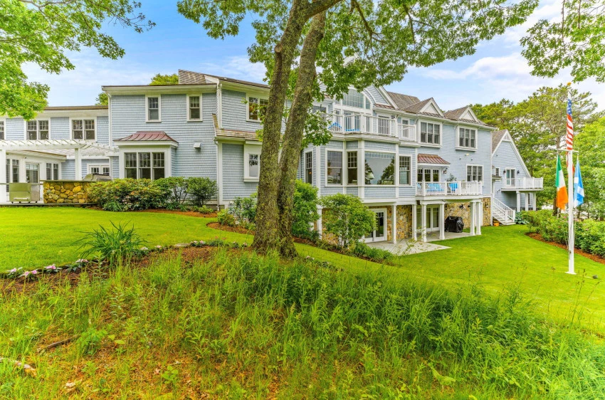 250 Baxters Neck Road, Marstons Mills, Massachusetts 02648, 5 Bedrooms Bedrooms, 14 Rooms Rooms,5 BathroomsBathrooms,Residential,For Sale,250 Baxters Neck Road,22302366