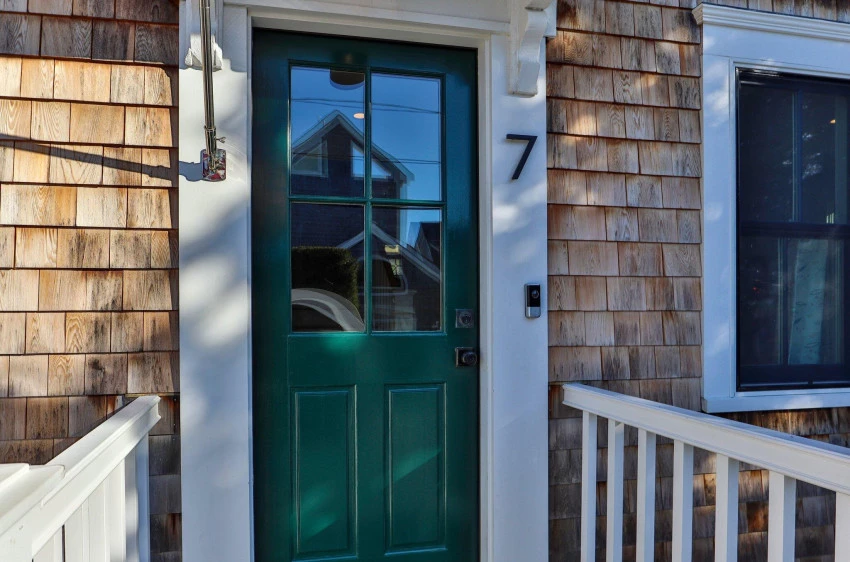 7 Conway Street, Provincetown, Massachusetts 02657, 2 Bedrooms Bedrooms, 4 Rooms Rooms,2 BathroomsBathrooms,Residential,For Sale,7 Conway Street,22400063