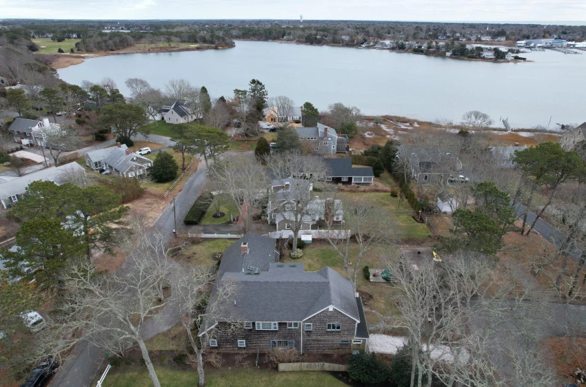 17 Bass River Road, South Yarmouth, Massachusetts 02664, 4 Bedrooms Bedrooms, 11 Rooms Rooms,4 BathroomsBathrooms,Residential,For Sale,17 Bass River Road,22400147