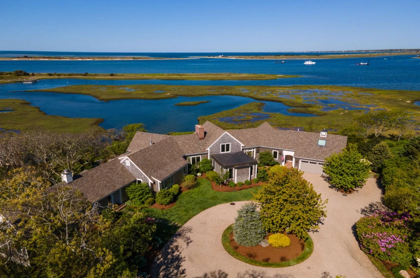 270 Stage Island Road, Chatham, Massachusetts 02633, 5 Bedrooms Bedrooms, 10 Rooms Rooms,4 BathroomsBathrooms,Residential,For Sale,270 Stage Island Road,22302289