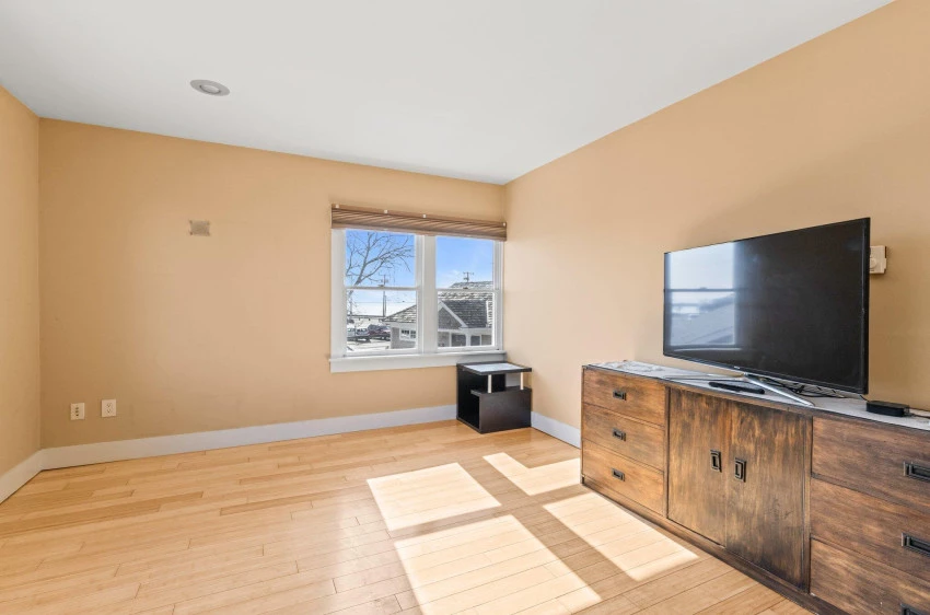 293 Commercial Street # U6, Provincetown, Massachusetts 02657, 1 Bedroom Bedrooms, 2 Rooms Rooms,1 BathroomBathrooms,Residential,For Sale,Townhouse,293 Commercial Street # U6,22400718