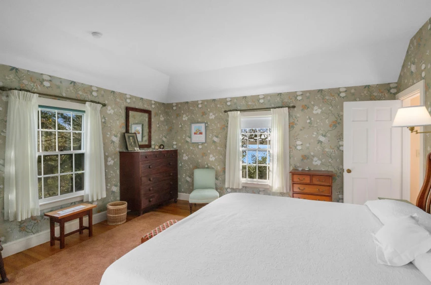 189 Moonpenny Lane, Chatham, Massachusetts 02633, 6 Bedrooms Bedrooms, 10 Rooms Rooms,4 BathroomsBathrooms,Residential,For Sale,189 Moonpenny Lane,22205347