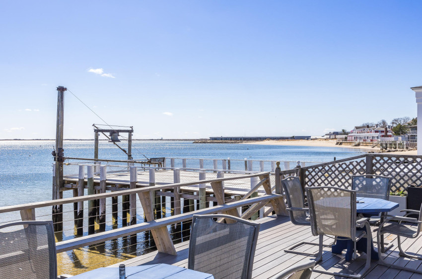 43 Commercial Street, Provincetown, Massachusetts 02657, 3 Bedrooms Bedrooms, 7 Rooms Rooms,2 BathroomsBathrooms,Residential,For Sale,Dr. Dons,43 Commercial Street,22401465