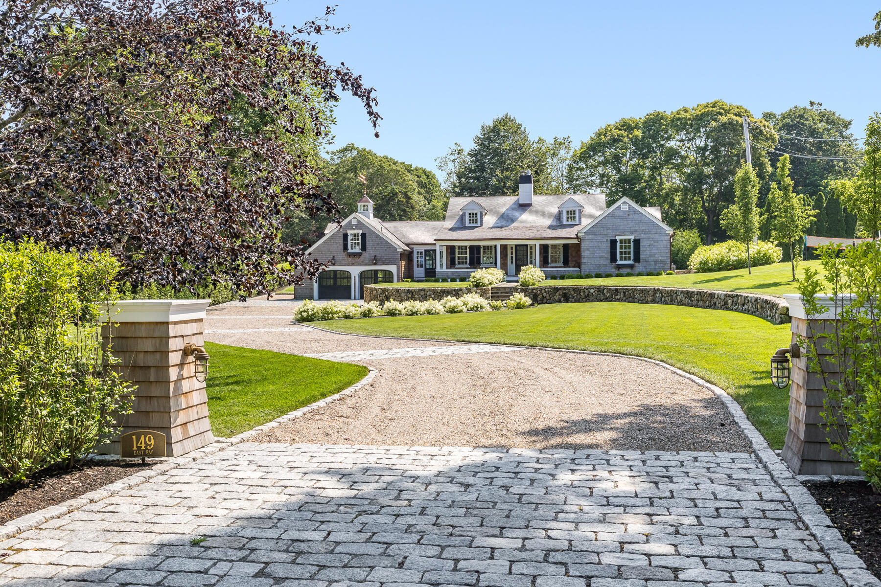 149 East Bay Road, Osterville, Massachusetts 02655, 4 Bedrooms Bedrooms, 8 Rooms Rooms,3 BathroomsBathrooms,Residential,For Sale,149 East Bay Road,22401542