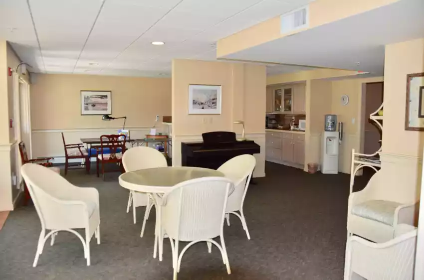912 Main Street # X213, Chatham, Massachusetts 02633, 2 Bedrooms Bedrooms, 4 Rooms Rooms,2 BathroomsBathrooms,Residential,For Sale,Park Place,912 Main Street # X213,22401784