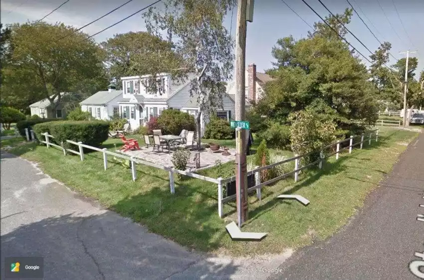 85 Standish Way, West Yarmouth, Massachusetts 02673, 5 Bedrooms Bedrooms, 13 Rooms Rooms,2 BathroomsBathrooms,Residential,For Sale,85 Standish Way,22401887