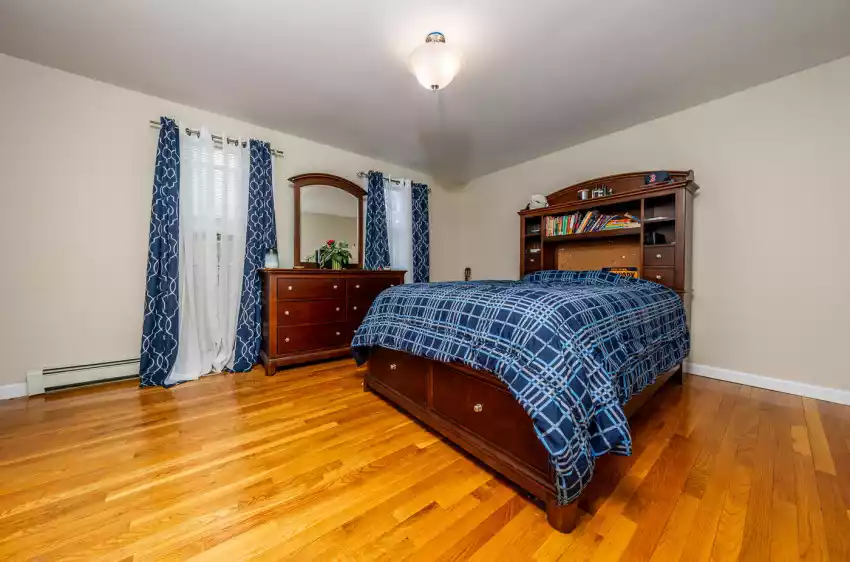 72 Bassett Lane, Dennis Port, Massachusetts 02639, 5 Bedrooms Bedrooms, 9 Rooms Rooms,4 BathroomsBathrooms,Residential,For Sale,72 Bassett Lane,22401860