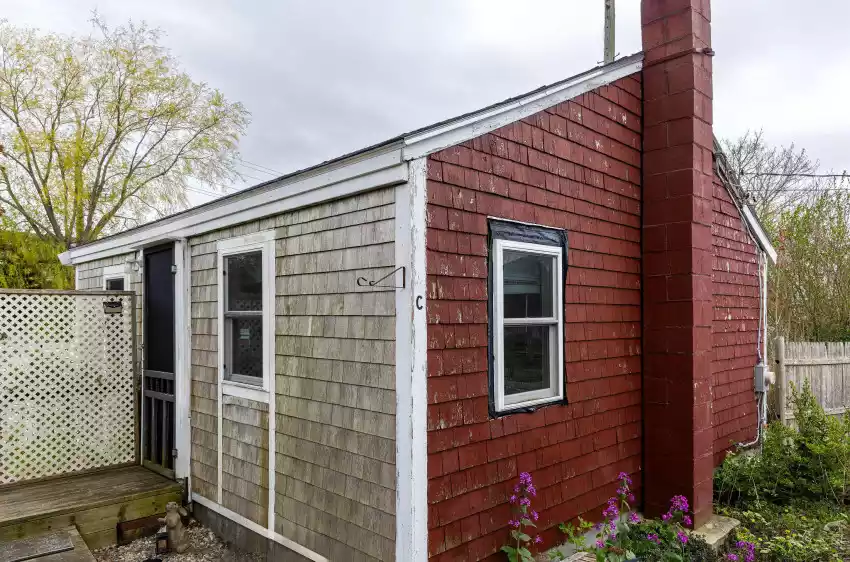 22 Browne Street, Provincetown, Massachusetts 02657, 7 Bedrooms Bedrooms, 12 Rooms Rooms,5 BathroomsBathrooms,Residential Income,For Sale,22 Browne Street,22401983